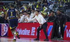 开云体育视频直播-广东队主场迎战四川队，东部领袖之战