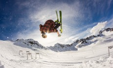 开云体育在线-阿劳霍惊艳四座，毕尔巴鄂制霸日本，巴斯克雄狮的东方征服