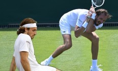 开云体育入口-包含拉沃尔杯逆转戴维斯杯，梅德韦杰夫统治全场的词条