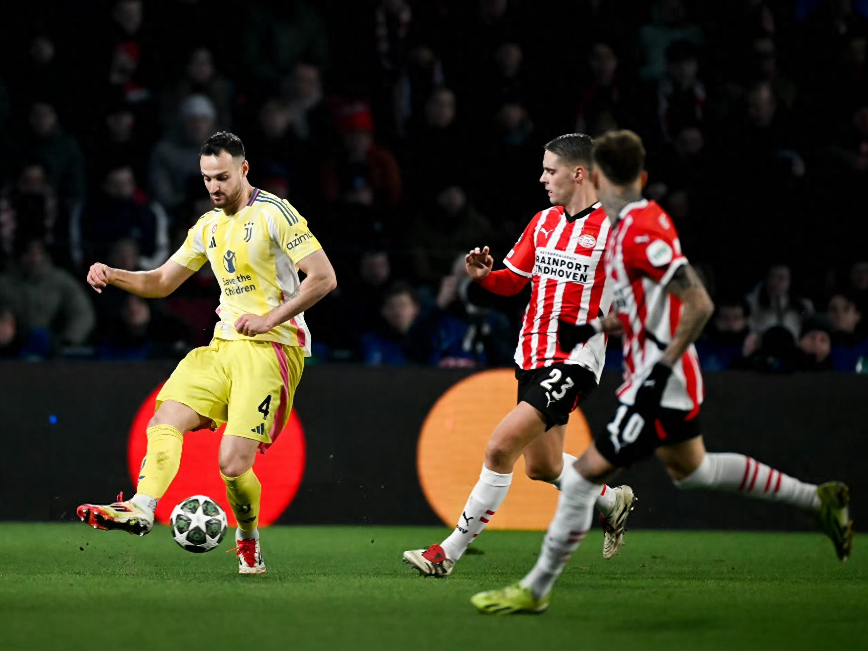 关于热刺主场不敌，欧冠资格岌岌可危的信息