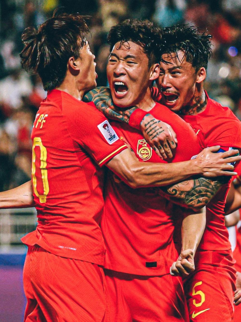 中国足球职业联赛重要比赛引发关注