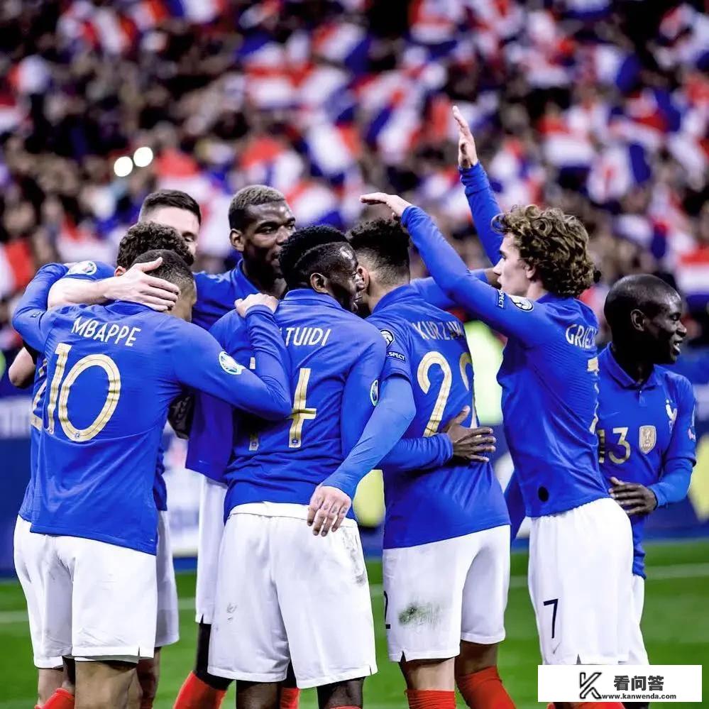 关于法国前锋打入制胜一球，实现惊险逆转胜的信息