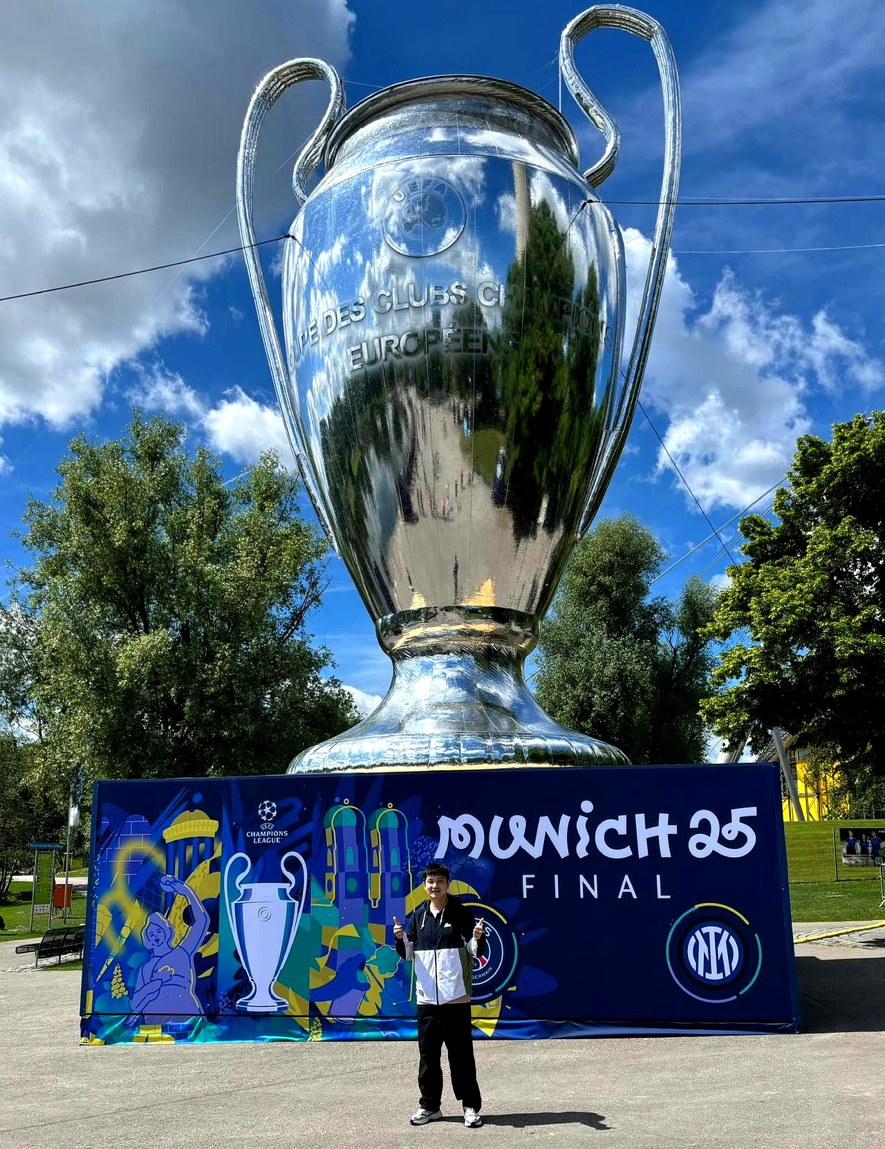 包含沙尔克客场逼平沃尔夫斯堡，德甲积分持续上升的词条