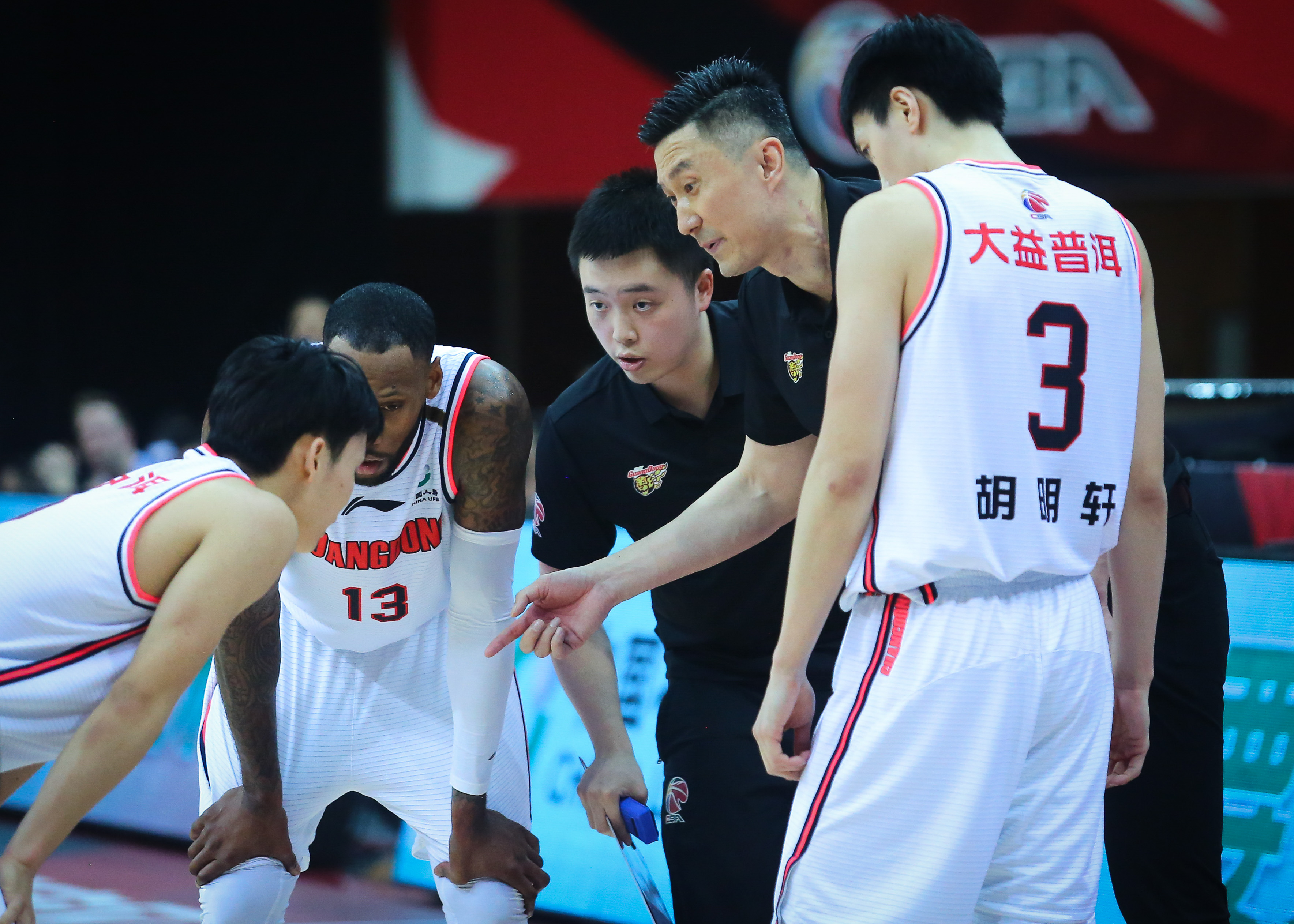 姚明领导新赛季篮球联赛，期待精彩对决的简单介绍