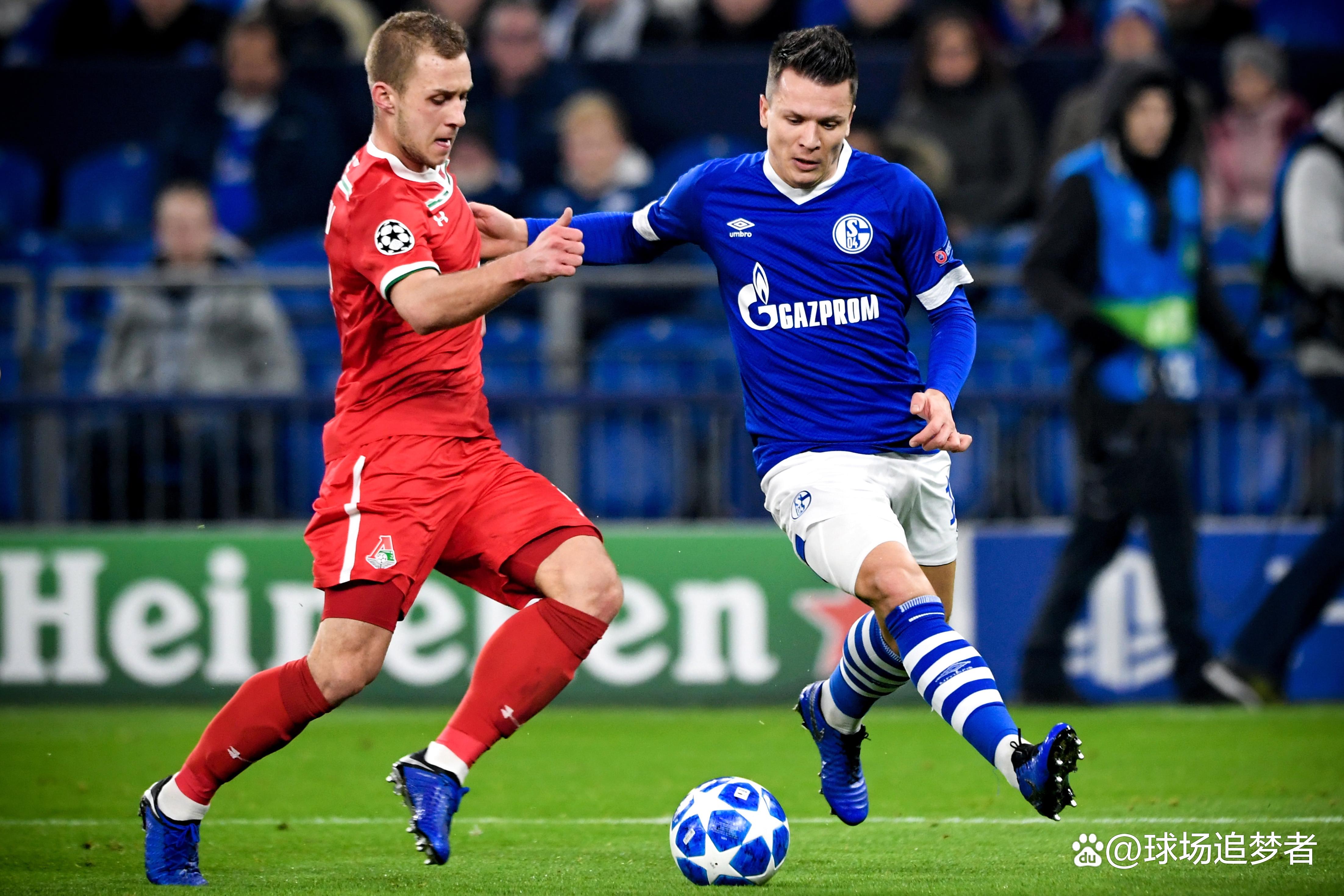 沙尔克在比赛中一往无前实现完胜