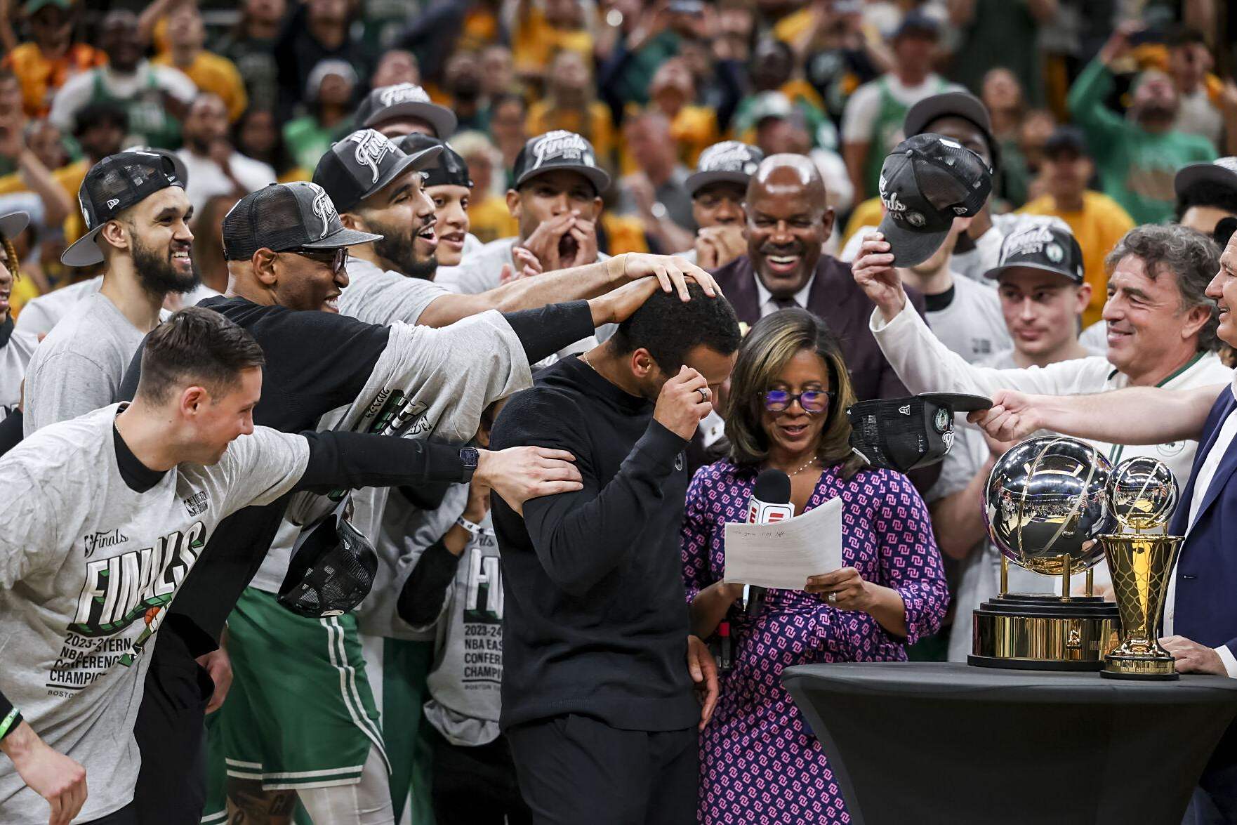 爵士不敌凯尔特人,遭遇挑战的简单介绍 爵士不敌凯尔特人,遭遇挑战的简单介绍