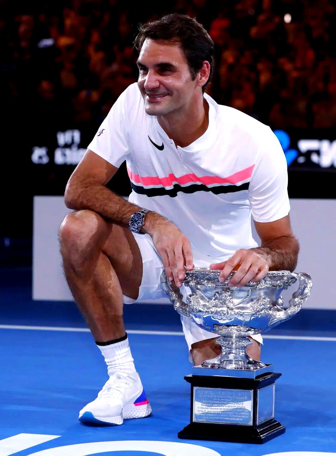 关于世界网球队强势意大利网球队，费德勒高光表现的信息