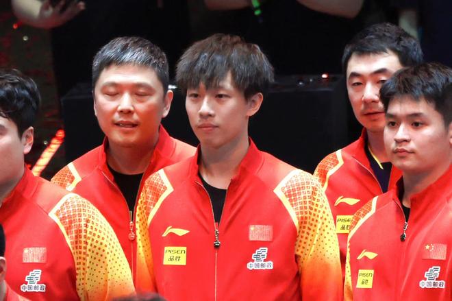 英格兰队横扫日本队，梁靖崑高光表现的简单介绍