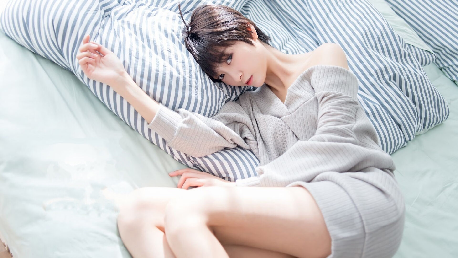 双线叙事，国米终结悬念的艺术与梅西永恒的输出哲学