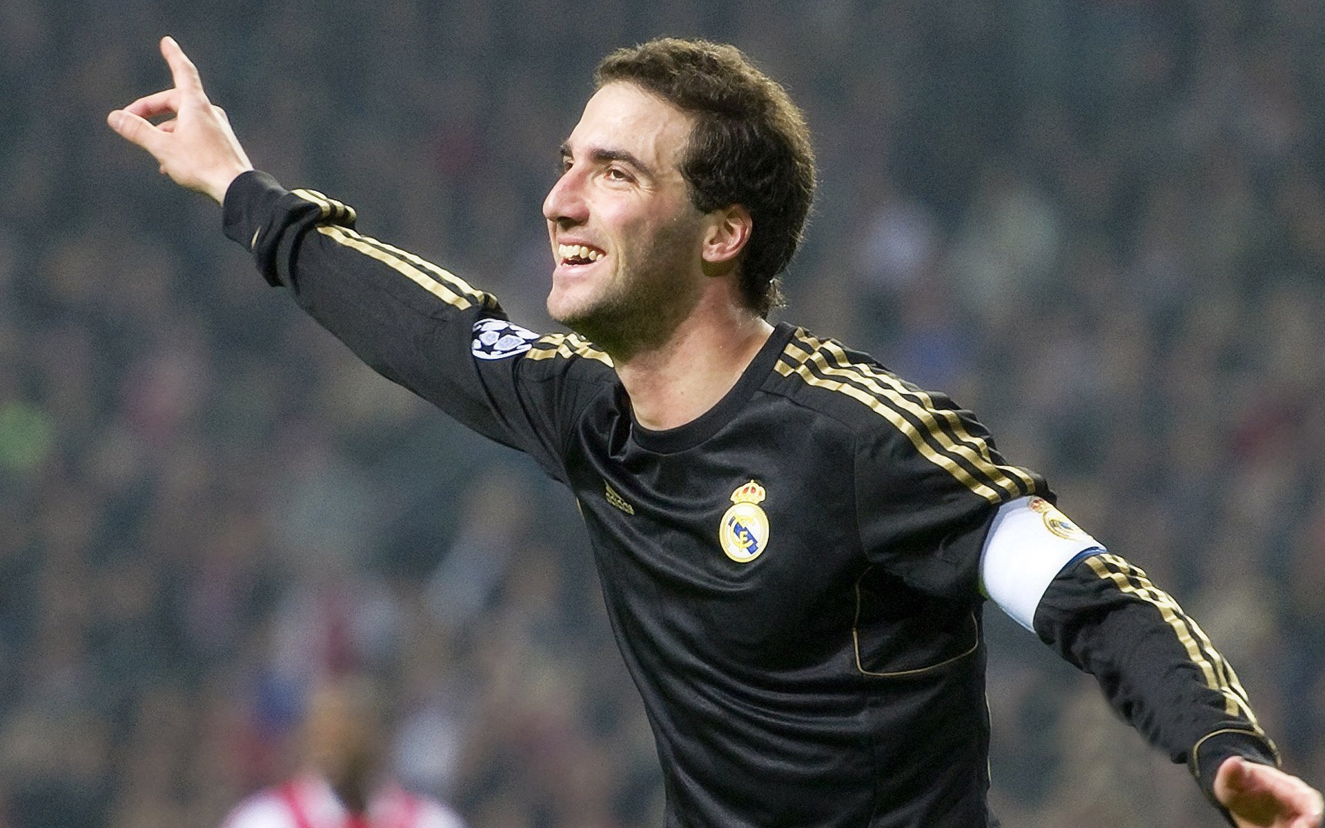 当非典型英雄接管末节,奥纳纳的启示与德国打穿巴西的战术革命