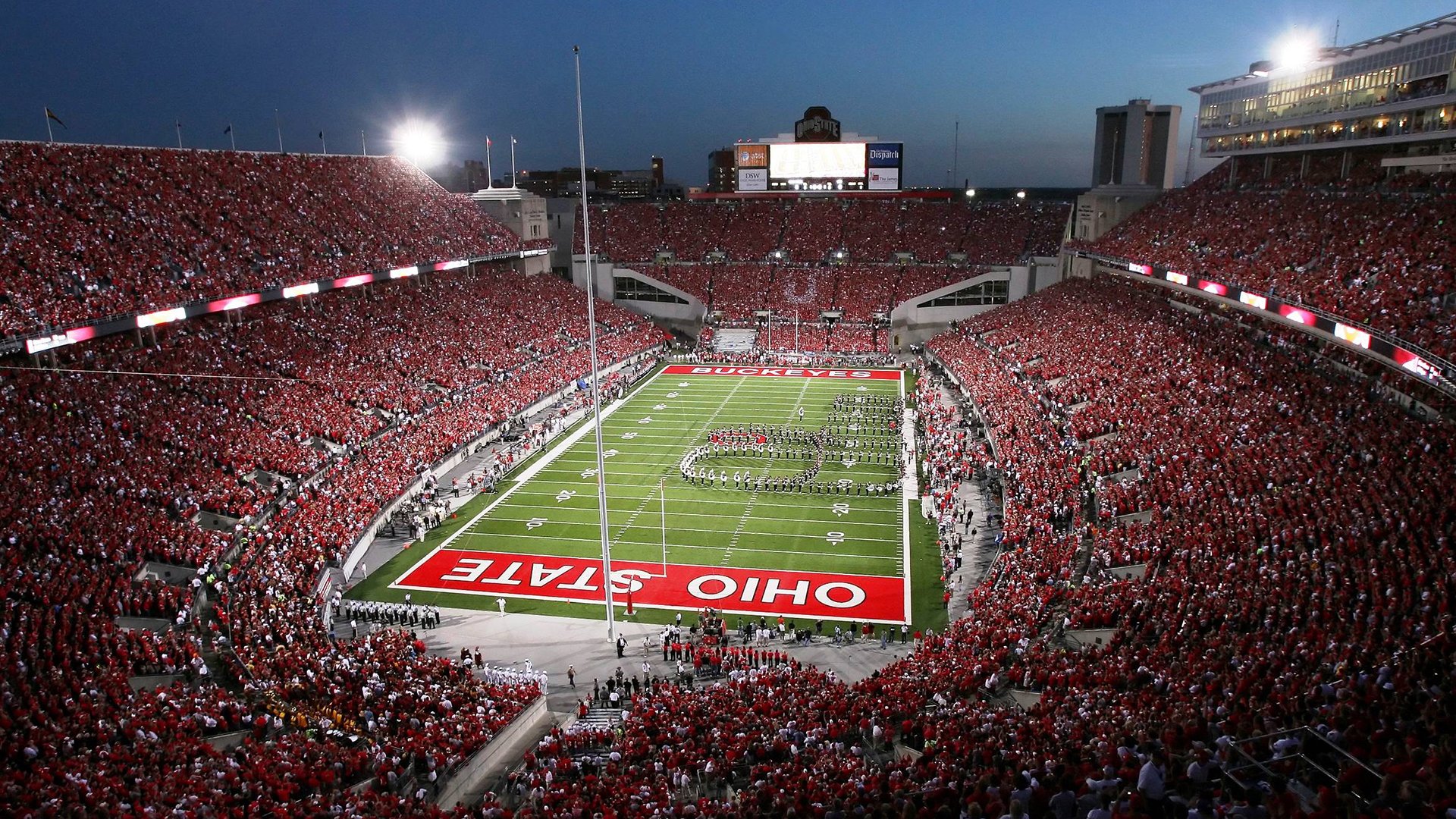 当热火遭遇篮网，爱德华兹如何成为全场唯一焦点