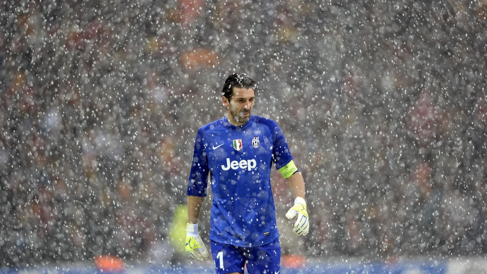 孤星与黑鹰,当NBA总决赛的烽火,点燃了波兰与尼日利亚的宿命对决